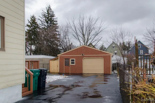 $134,900 | 1852 Niagara Avenue, Niagara Falls, NY 14305