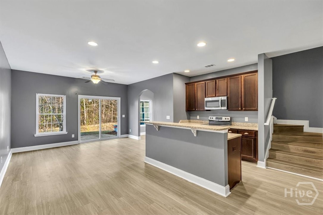 130 Kepler Loop Richmond Hill, GA 31324 - Photo 5 of 19