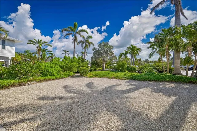 $699,000 | 16653 Seagull Bay Court, Bokeelia, FL 33922