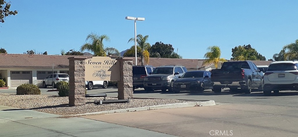 1484 Pepper Tree Drive Hemet, CA 92545 - Photo 28 of 29 HOA Seven Hills restaurant and club house