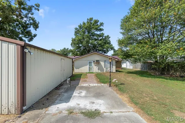 $127,000 | 110 Dalton Street, Senath, MO 63876