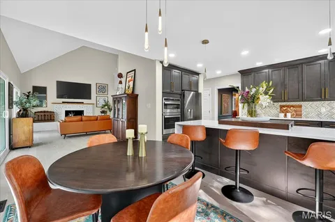 $950,000 | 2239 Samuel Stuart Court, Clarkson Valley, MO 63005