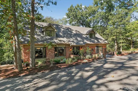 $950,000 | 2239 Samuel Stuart Court, Clarkson Valley, MO 63005