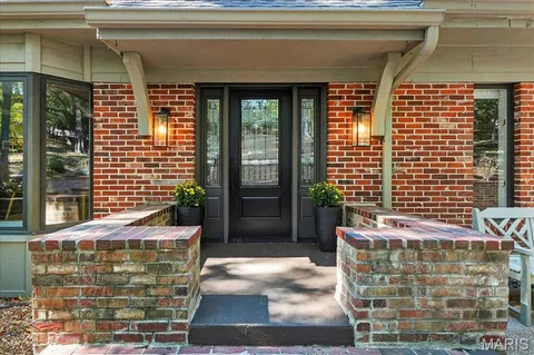 $950,000 | 2239 Samuel Stuart Court, Clarkson Valley, MO 63005