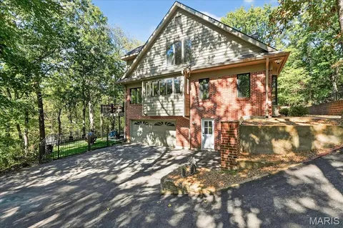 $950,000 | 2239 Samuel Stuart Court, Clarkson Valley, MO 63005