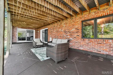 $950,000 | 2239 Samuel Stuart Court, Clarkson Valley, MO 63005