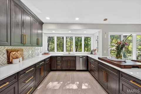 $950,000 | 2239 Samuel Stuart Court, Clarkson Valley, MO 63005