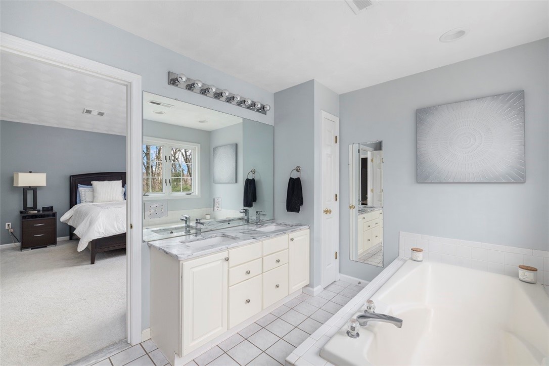161 Sleepy Hollow Farm Road Warwick, RI 02886 - Photo 23 of 50 Gallery Image 23