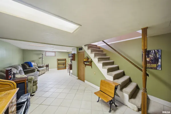 $255,000 | 4905 Highway 24, Peoria, IL 61607