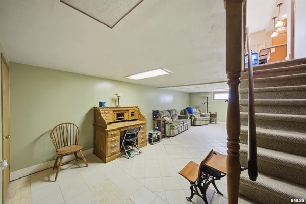 $255,000 | 4905 Highway 24, Peoria, IL 61607