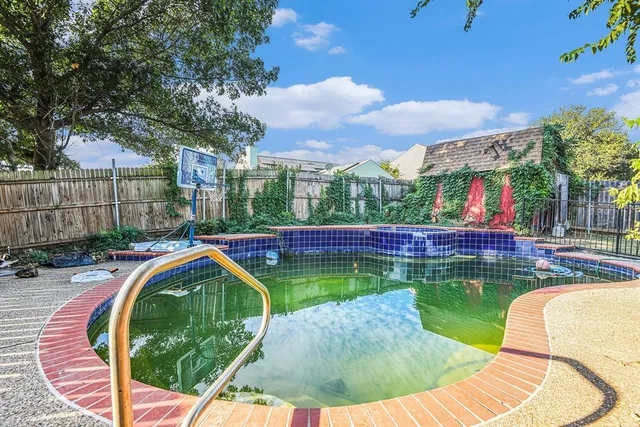 a picture of floor plan