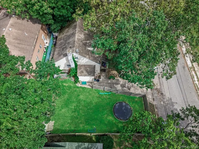 $900,000 | 362 Langdon Boulevard, Rockville Centre, NY 11570