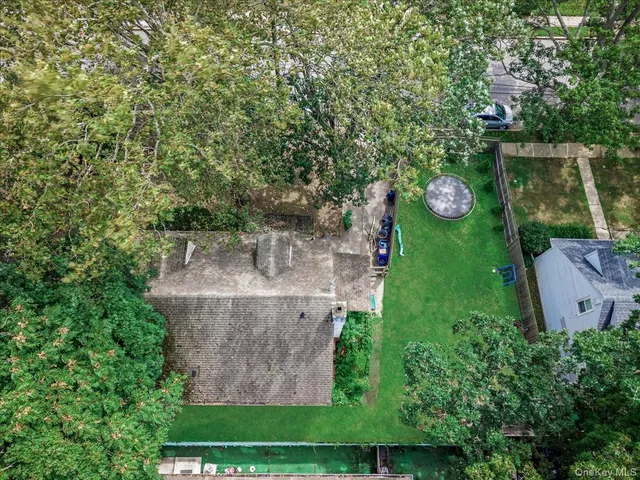 $900,000 | 362 Langdon Boulevard, Rockville Centre, NY 11570