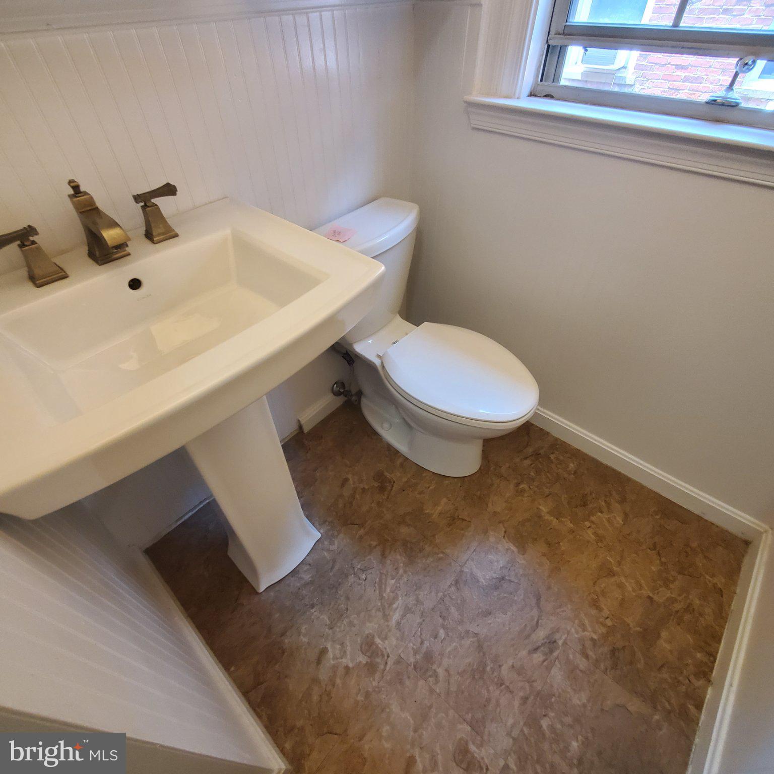 1401 Columbia Road Northwest, Unit 307 Washington, DC 20009 - Photo 27 of 37