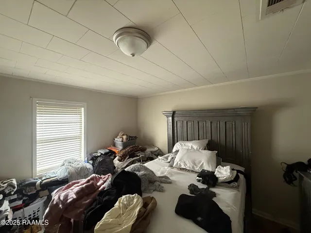 $69,900 | 705 East Washington Street, Ville Platte, LA 70586