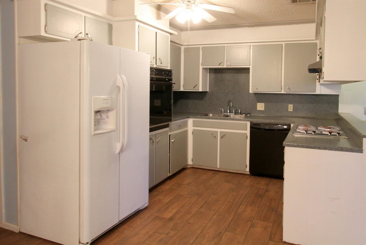 3014 68th Street Lubbock, TX 79413 - Photo 16 of 45 Photo 16