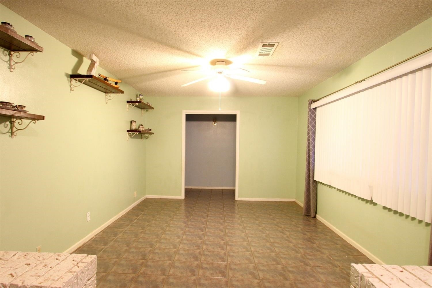 3014 68th Street Lubbock, TX 79413 - Photo 6 of 45 Photo 6