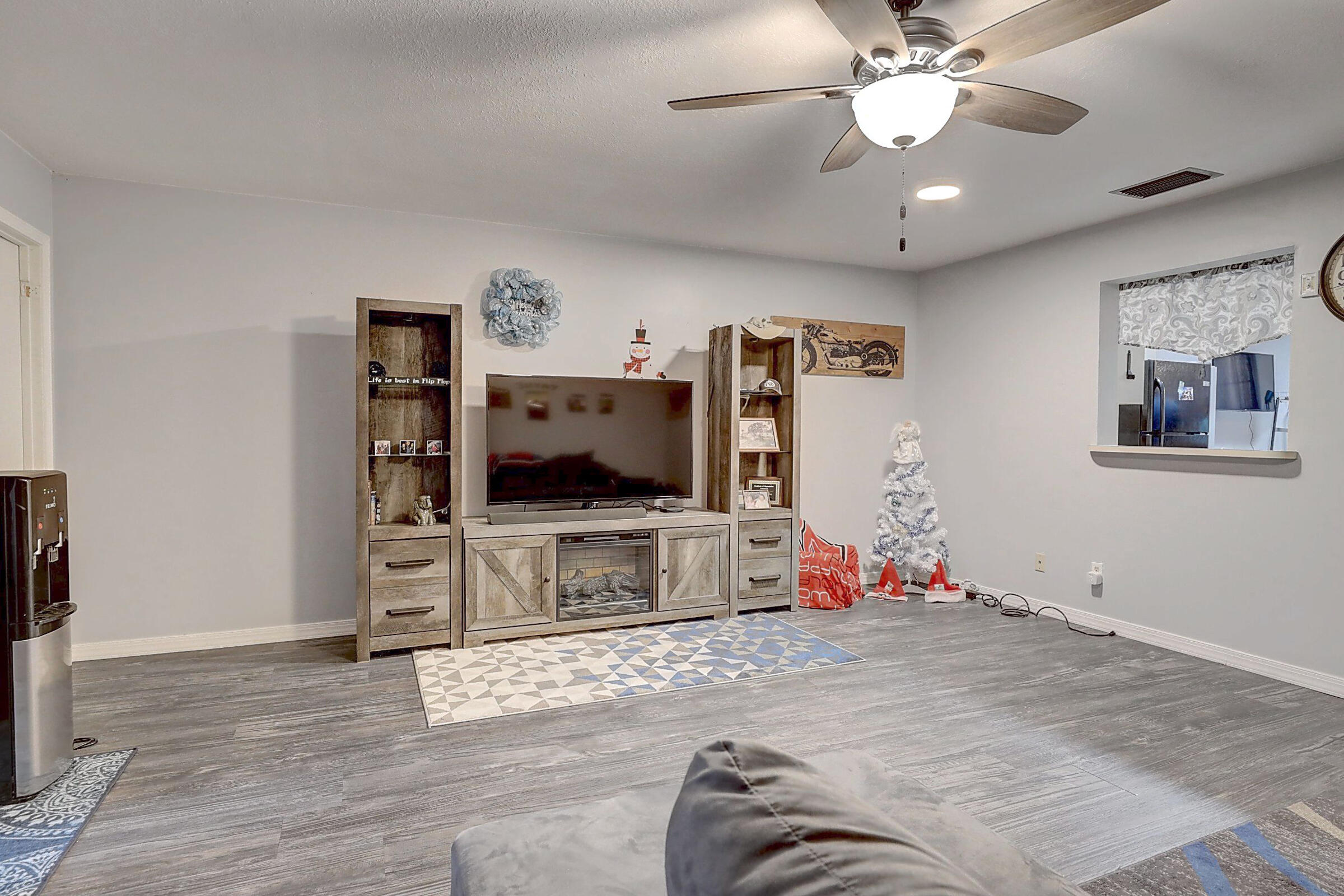 2070 Colonial Road, Unit 5 Fort Pierce, FL 34950 - Photo 6 of 30 06_3j0a2496_497_498_499_500