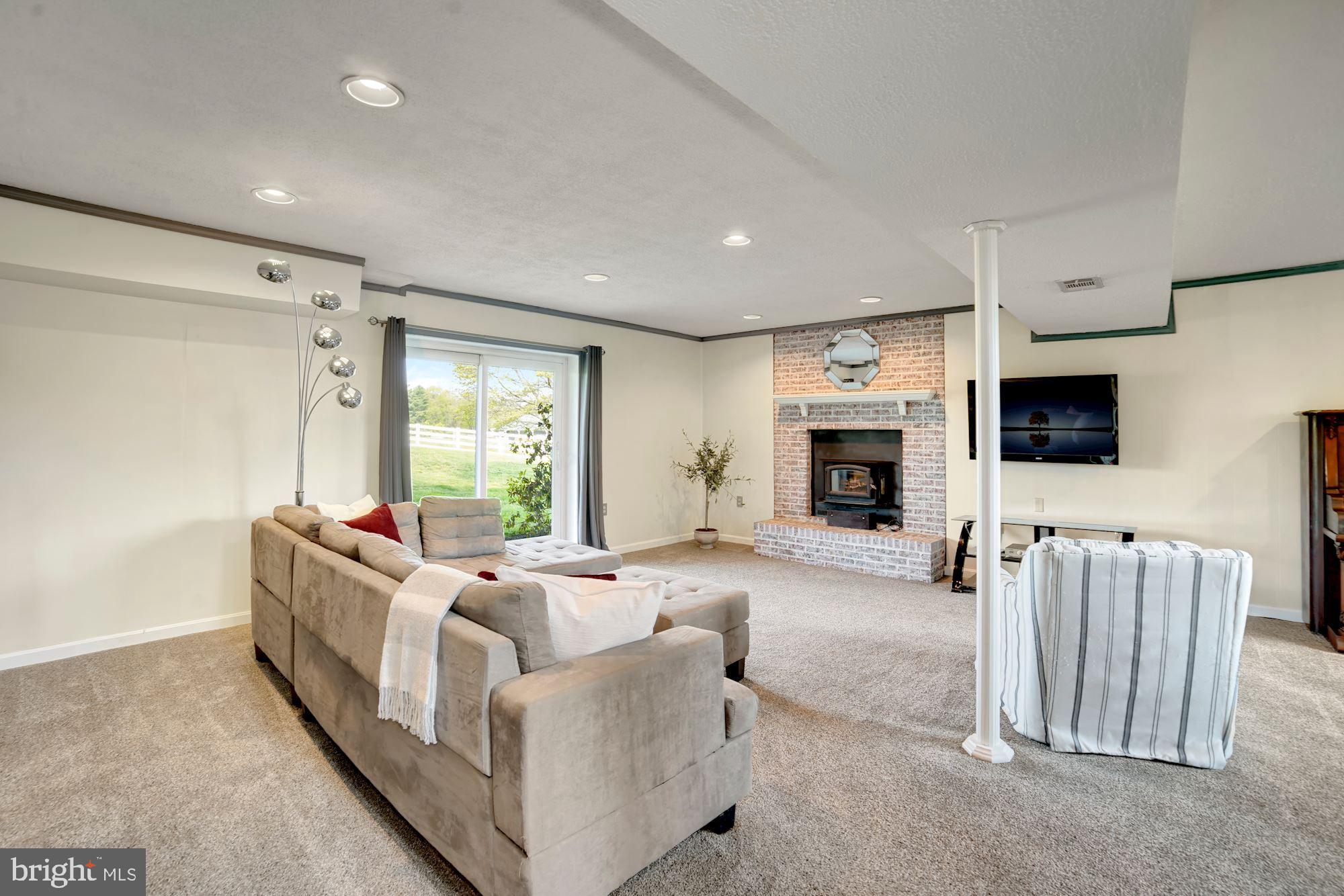 16220 Frederick Road Lisbon, MD 21797 - Photo 21 of 37 Gallery Image 21