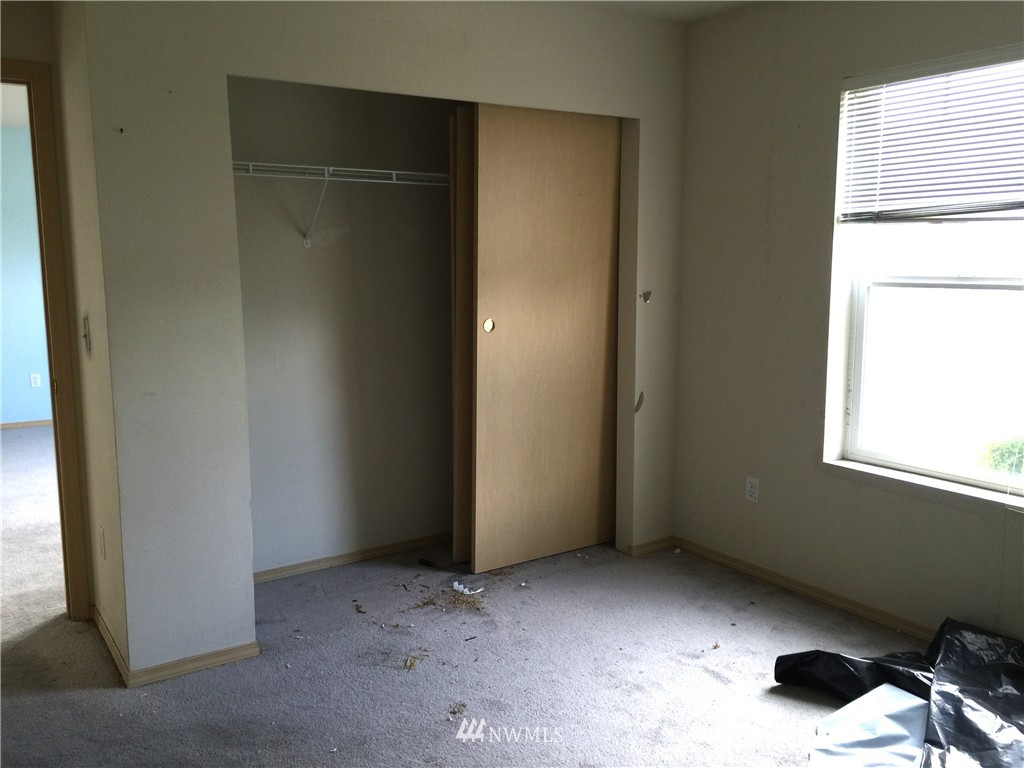 2725 Northeast 2nd Street Renton, WA 98056 - Photo 14 of 14