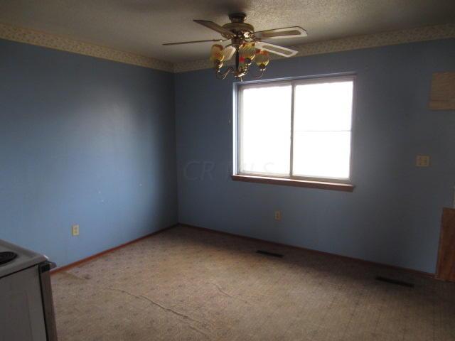 5280 Refugee Road Columbus, OH 43232 - Photo 5 of 10