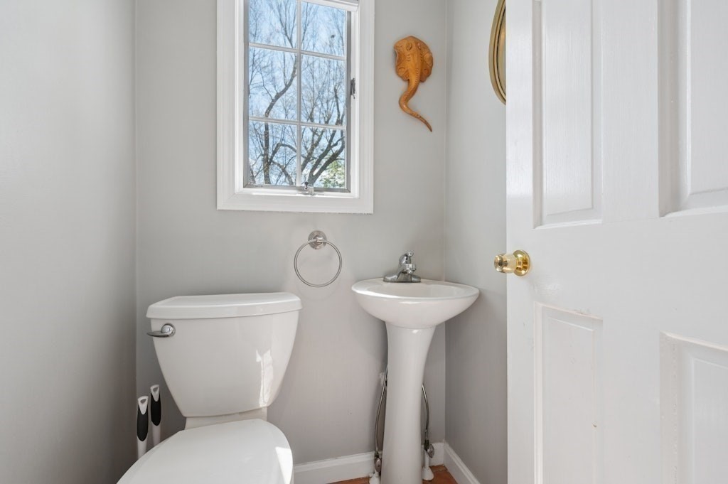 223 Beverly Road Worcester, MA 01605 - Photo 26 of 42