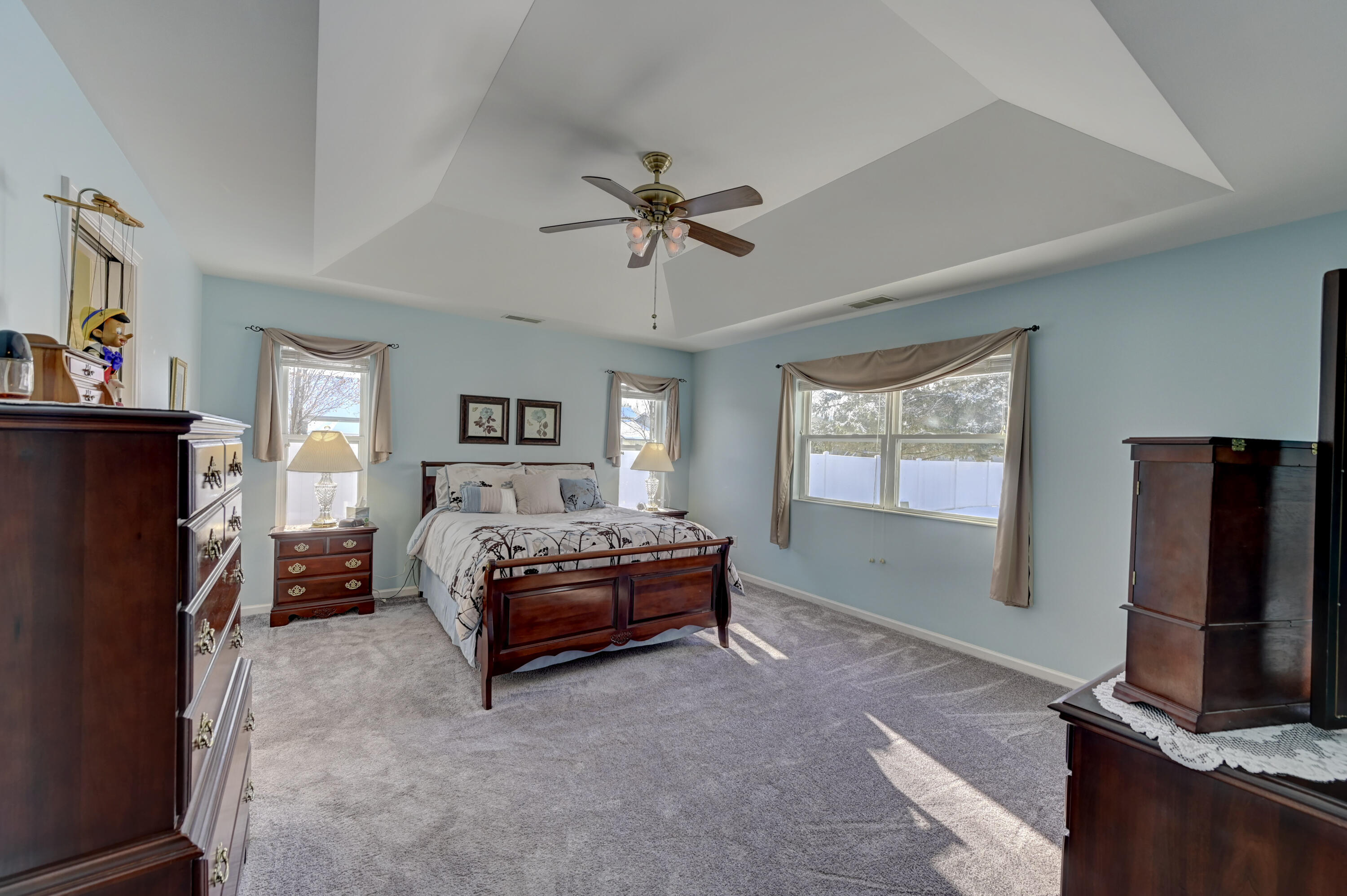 8229 Pointe Drive Crown Point, IN 46307 - Photo 8 of 16 3000x1996