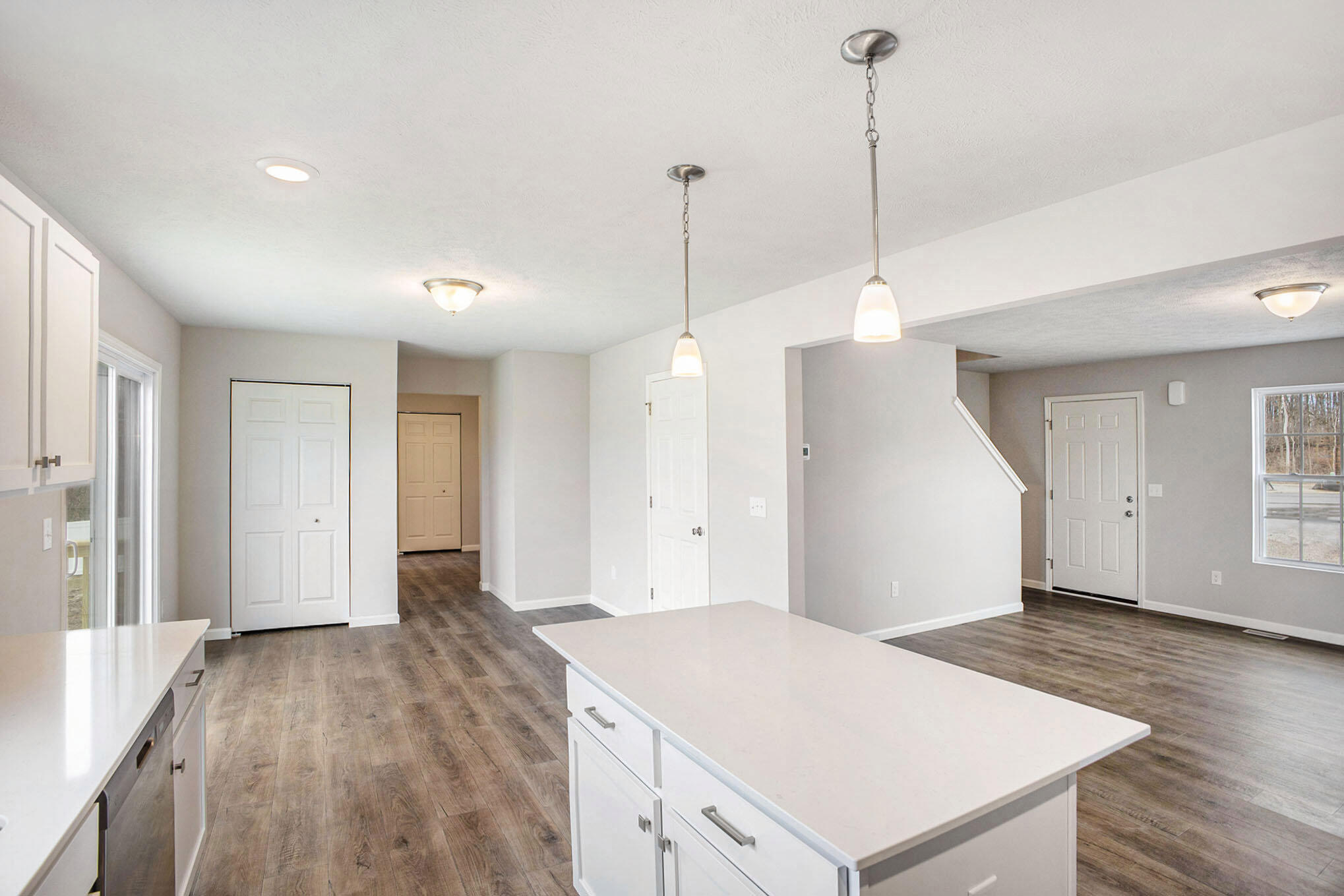 1229 East Marquette Woods Road St. Joseph, MI 49085 - Photo 7 of 26 6-CBR018-i1880-Kitchen1