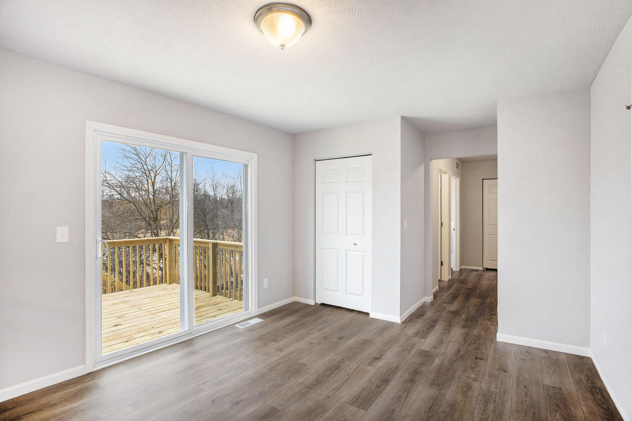 1229 East Marquette Woods Road St. Joseph, MI 49085 - Photo 9 of 26 8-CBR018-i1880-Nook2