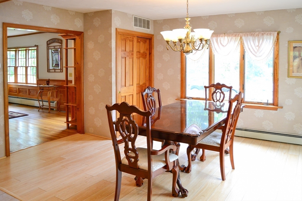 110 Mayflower Ridge Drive Wareham, MA 02571 - Photo 32 of 42 a dining room with furniture and window