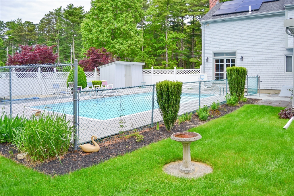 110 Mayflower Ridge Drive Wareham, MA 02571 - Photo 8 of 42 a garden view with a seating space