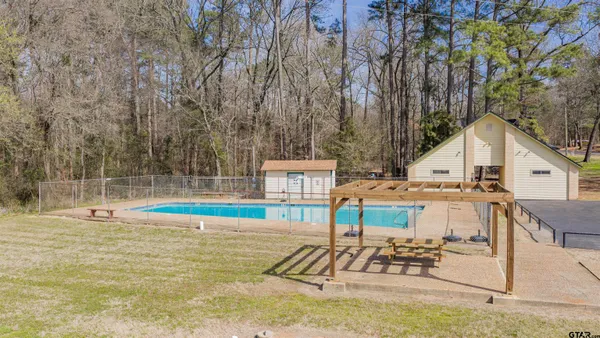 $179,900 | 1100 Cypress Creek Drive, Mount Vernon, TX 75457