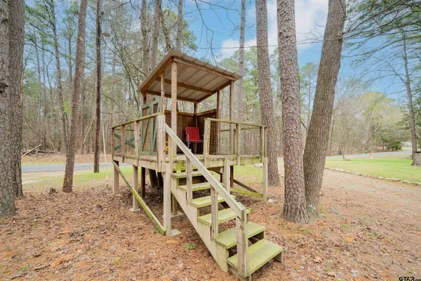 $179,900 | 1100 Cypress Creek Drive, Mount Vernon, TX 75457