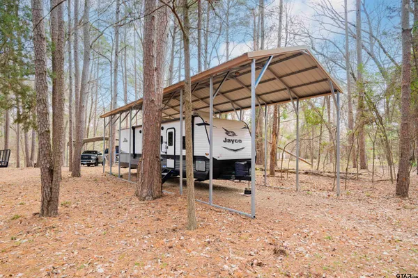 $179,900 | 1100 Cypress Creek Drive, Mount Vernon, TX 75457