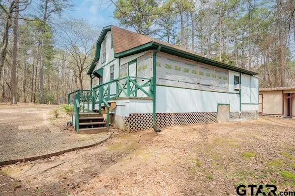 $179,900 | 1100 Cypress Creek Drive, Mount Vernon, TX 75457