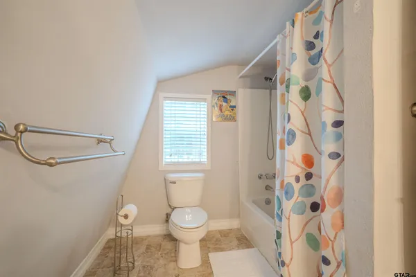 $179,900 | 1100 Cypress Creek Drive, Mount Vernon, TX 75457