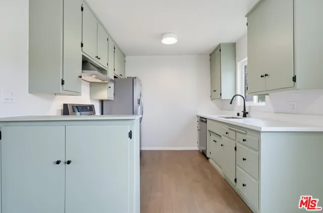 $2,975 | 4110 Division Place, Unit 1, Los Angeles, CA 90065