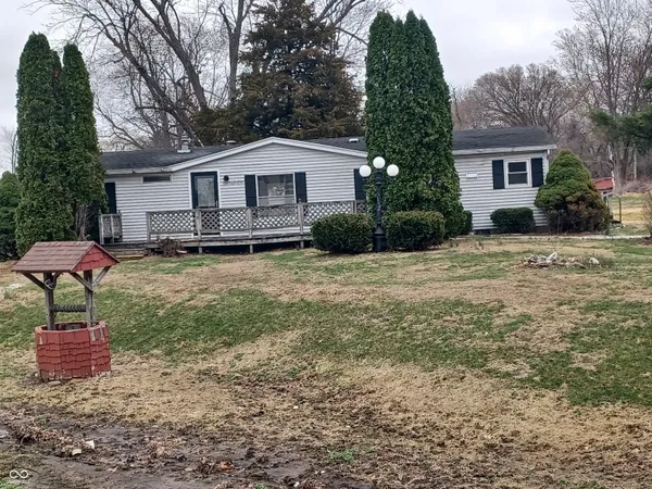 $130,000 | 15566 South 8th Street, Clinton, IN 47842