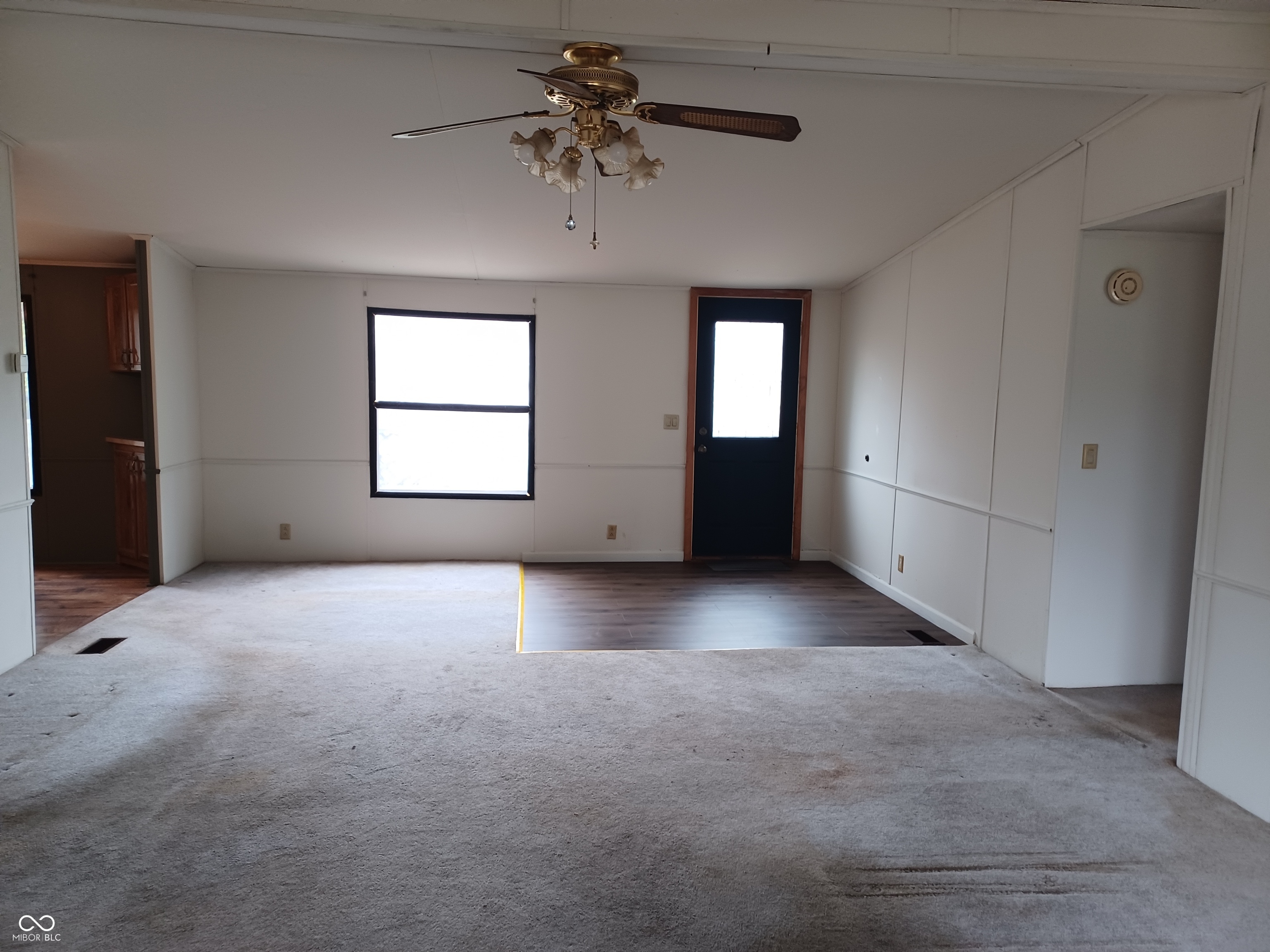 15566 South 8th Street Clinton, IN 47842 - Photo 3 of 25