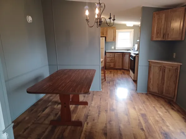 $130,000 | 15566 South 8th Street, Clinton, IN 47842