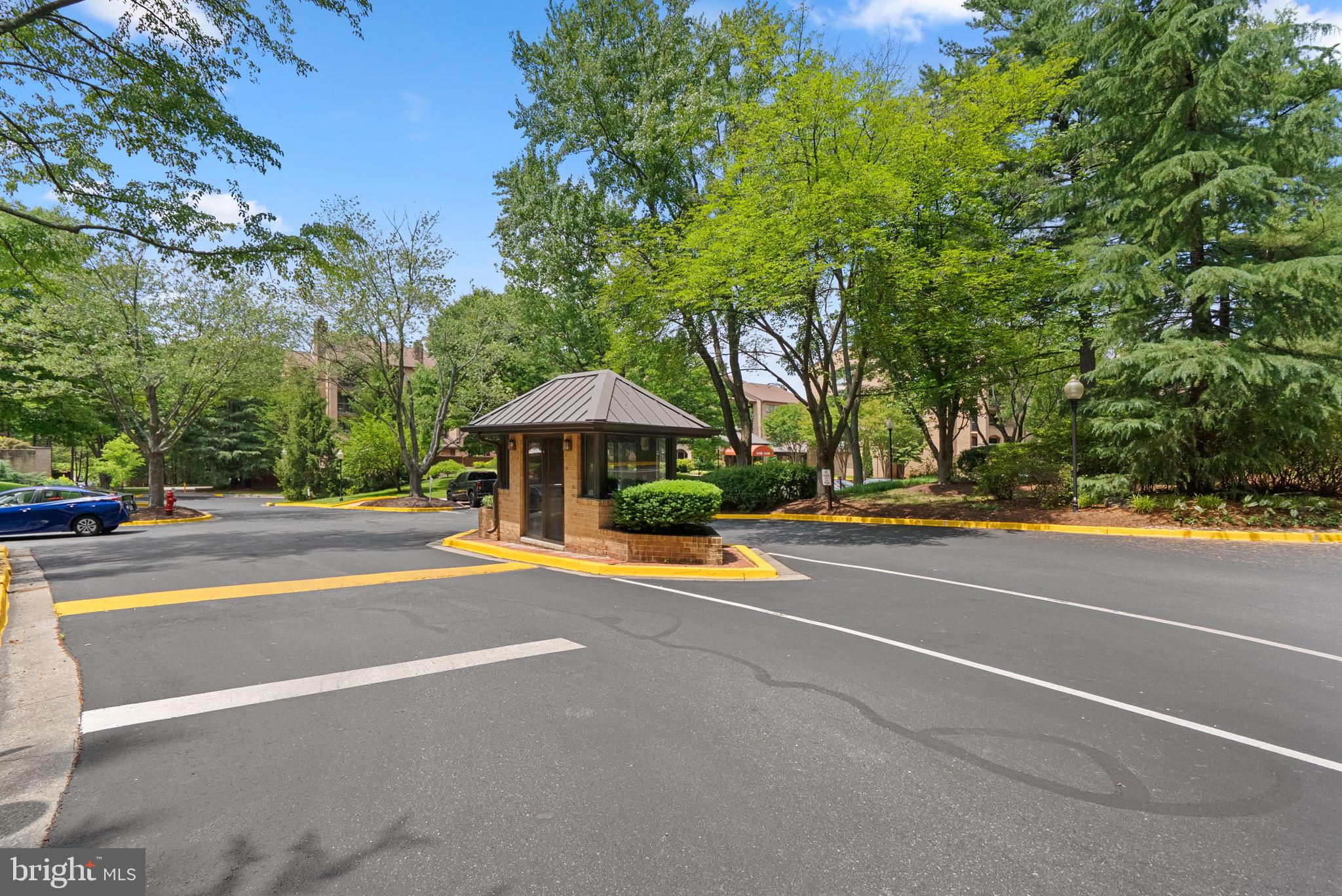 11420 Strand Drive, Unit R010 Rockville, MD 20852 - Photo 49 of 56 Community