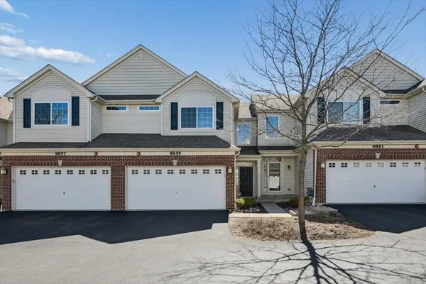 $320,000 | 9859 Williams Drive, Huntley, IL 60142