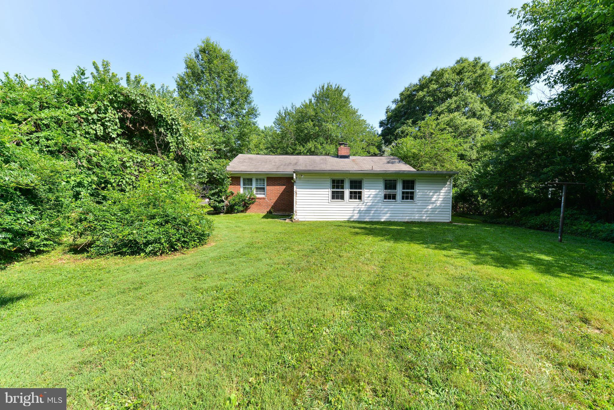 1610 Baltimore Road Alexandria, VA 22308 - Photo 13 of 26 Exterior (Rear)