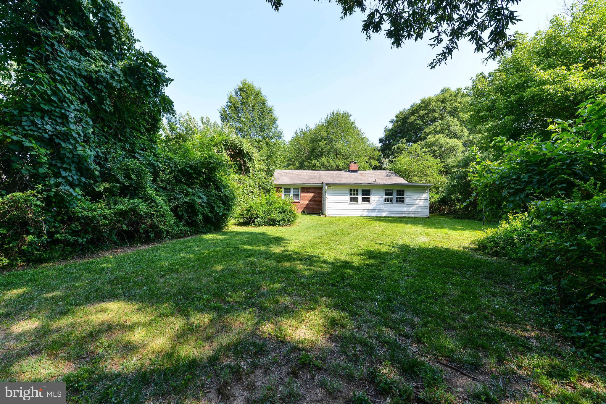 1610 Baltimore Road Alexandria, VA 22308 - Photo 15 of 26 Exterior (Rear)