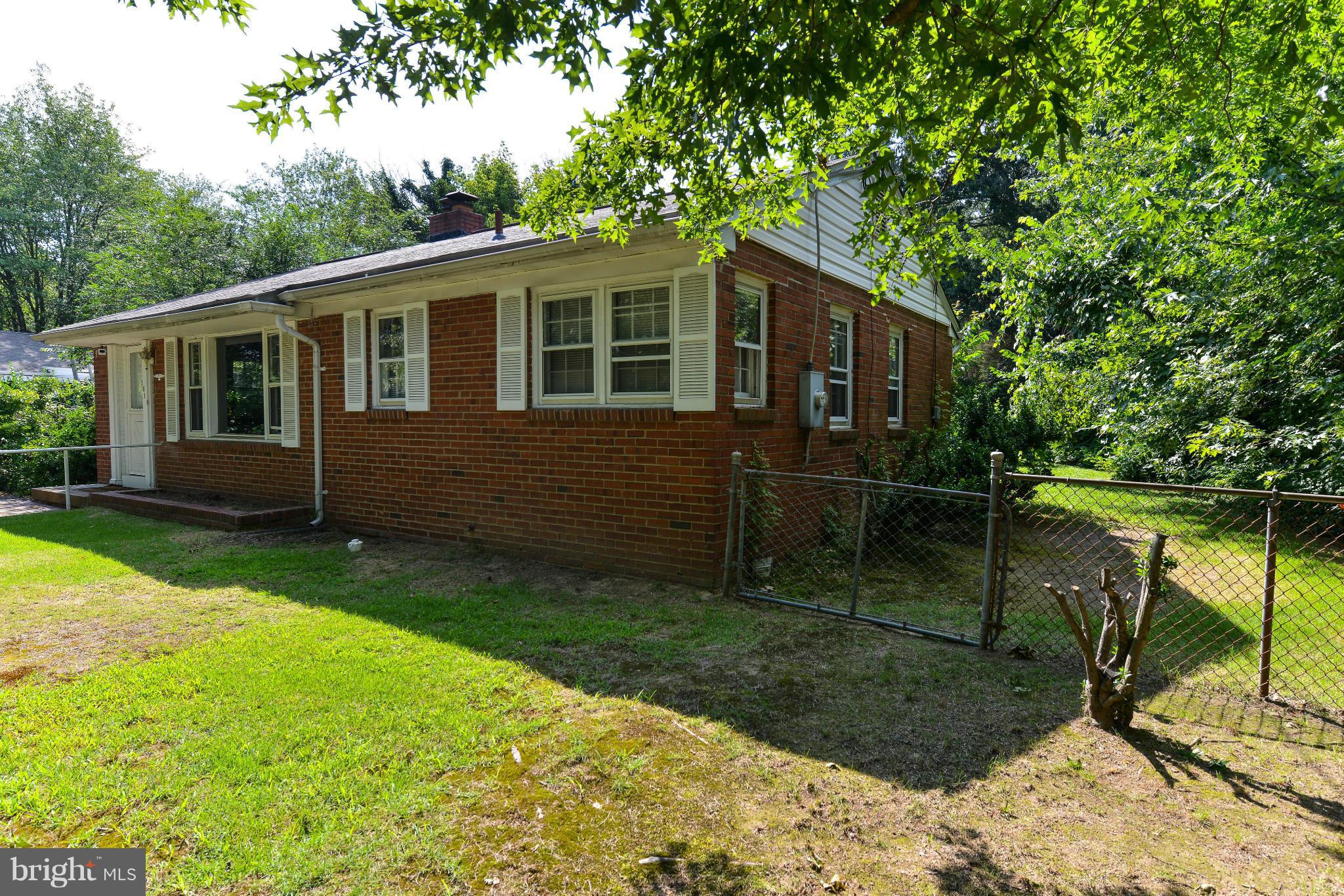 1610 Baltimore Road Alexandria, VA 22308 - Photo 5 of 26 Exterior (Front)