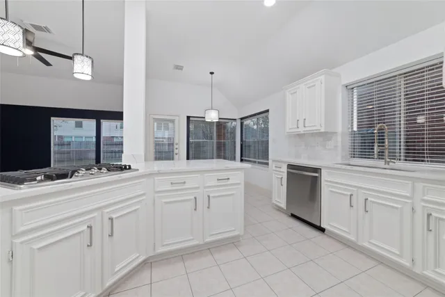 $2,495 | 3323 Shadowfern Drive, Houston, TX 77082