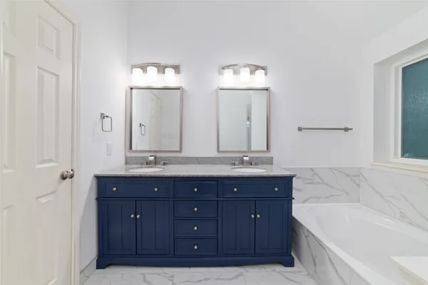$2,350 | 3323 Shadowfern Drive, Houston, TX 77082