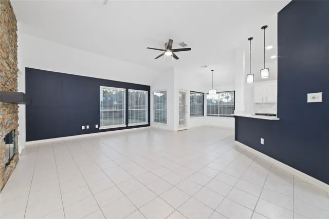 $2,495 | 3323 Shadowfern Drive, Houston, TX 77082