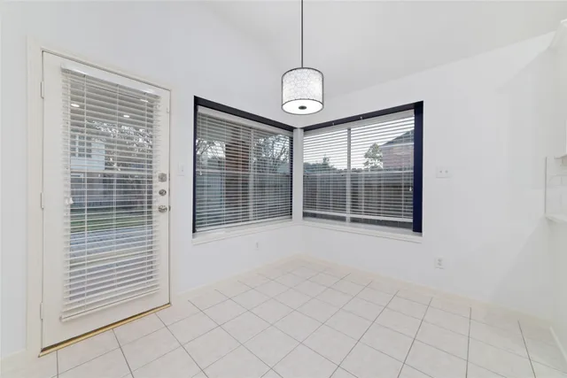 $2,495 | 3323 Shadowfern Drive, Houston, TX 77082