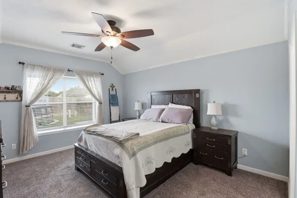 $336,000 | 6621 Blue Hollow Lane, Dickinson, TX 77539